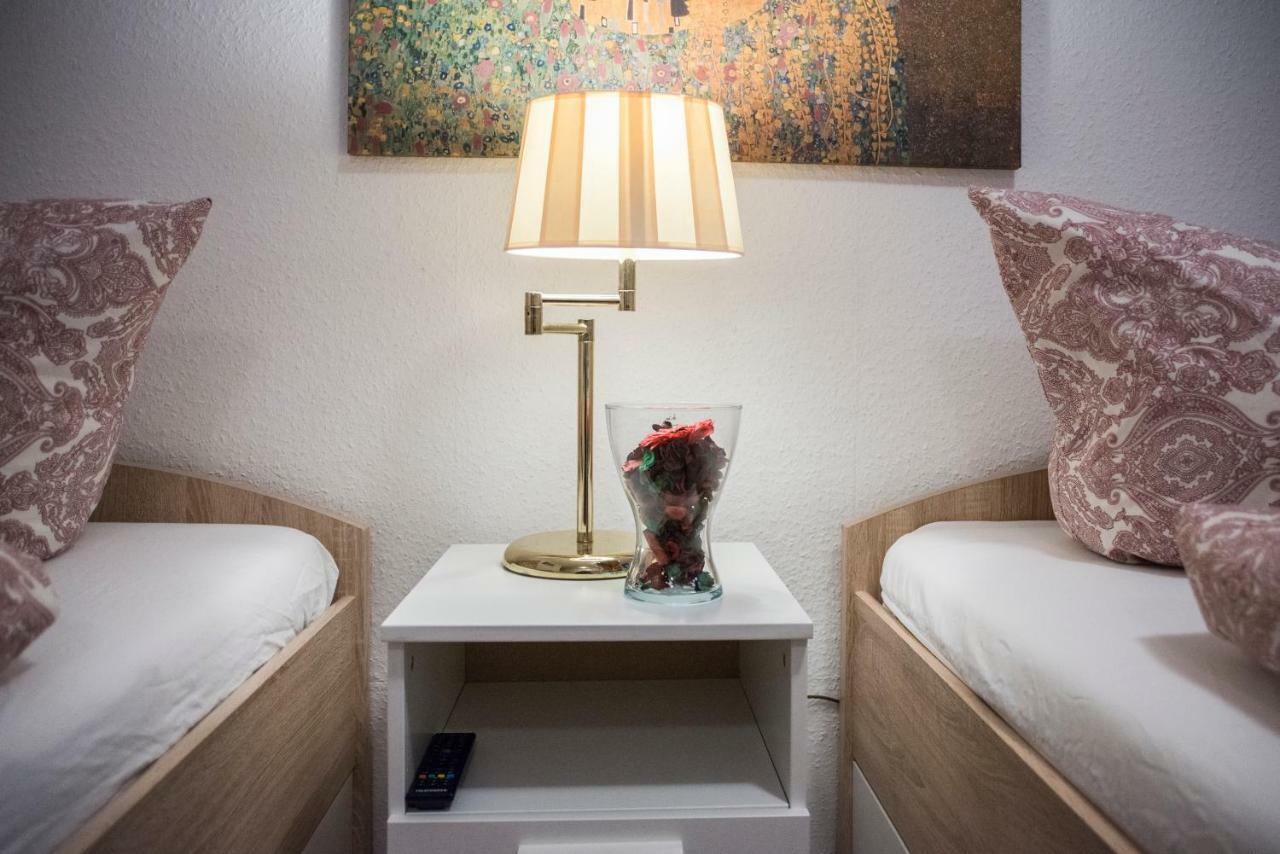 Duesseldorf Comfort Apartment Luaran gambar